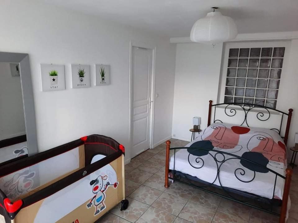 Agréable maison entre Zoo et Châteaux Le Controis-en-Sologne Exterior foto
